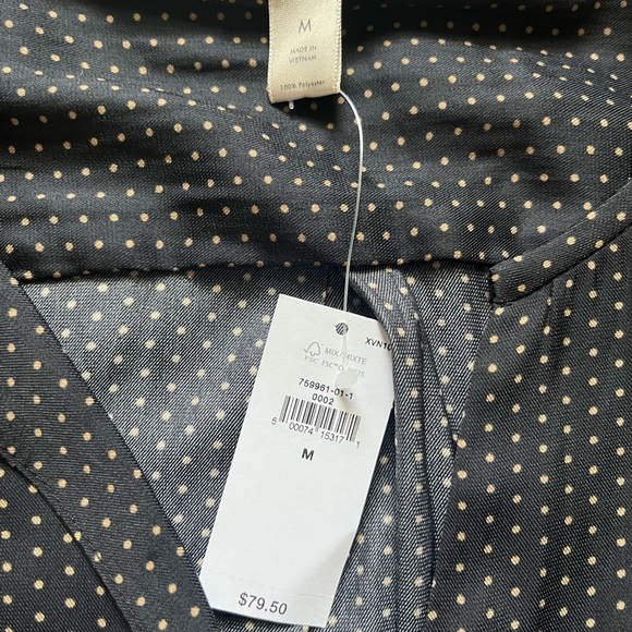 NWT Banana Republic Essential Popover Top Black Dot Size Medium - Picture 3 of 4